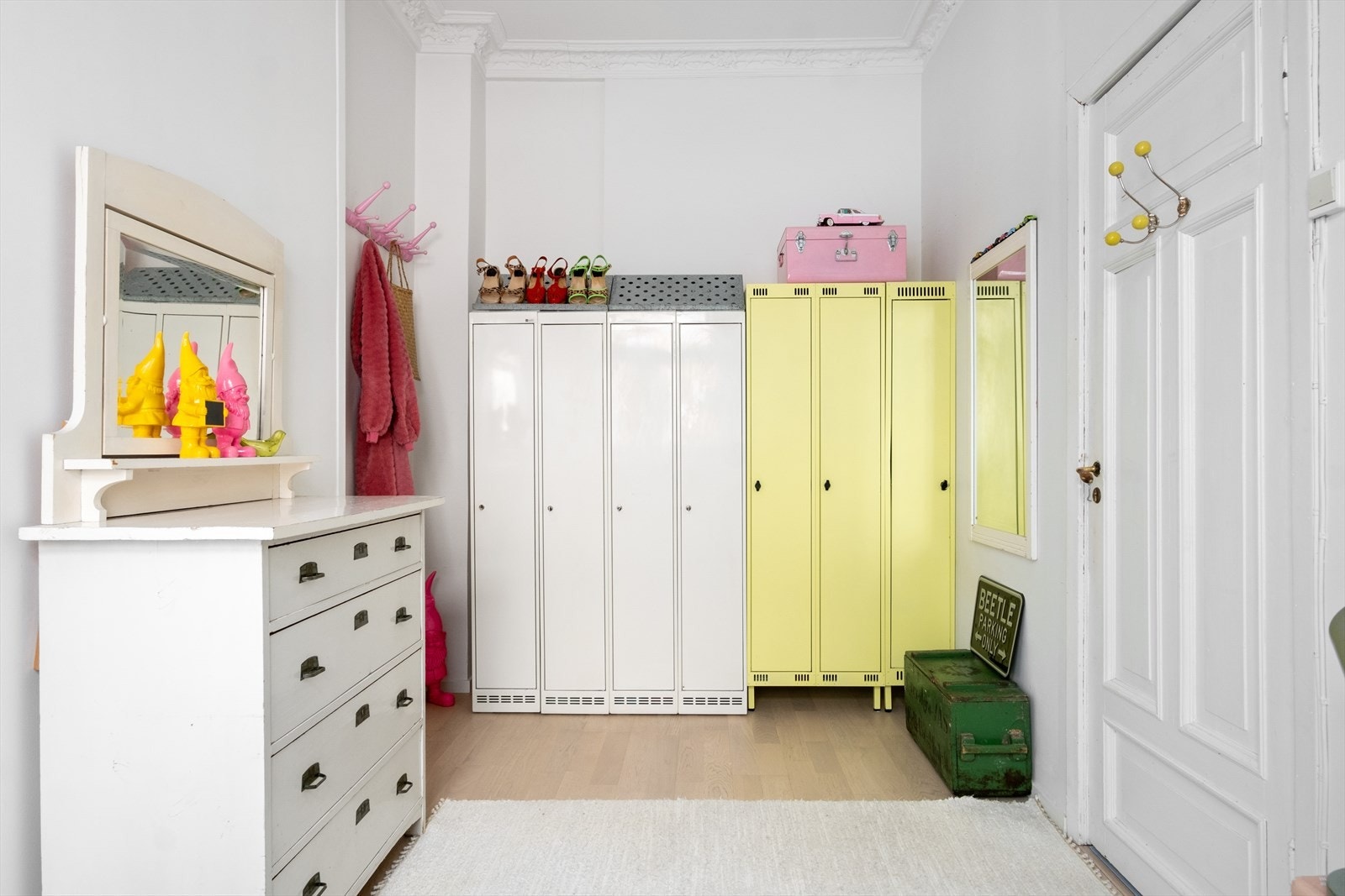 Godt plass til garderobeløsning. Galleribilde