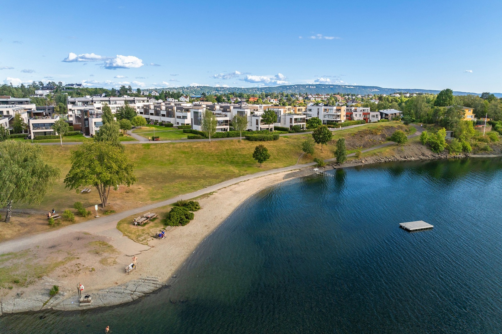 Fantastiske tur og rekreasjonsmuligheter i umiddelbar nærhet. Galleribilde