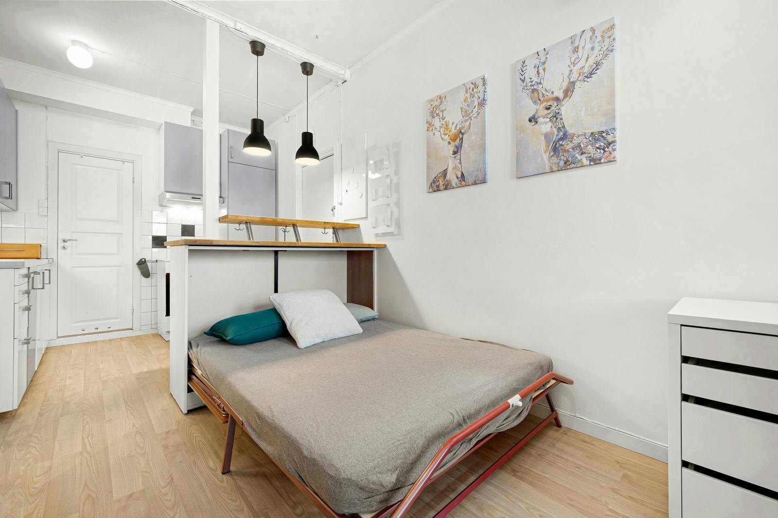 Innebygd sengeløsning i kjøkkenøy. Galleribilde