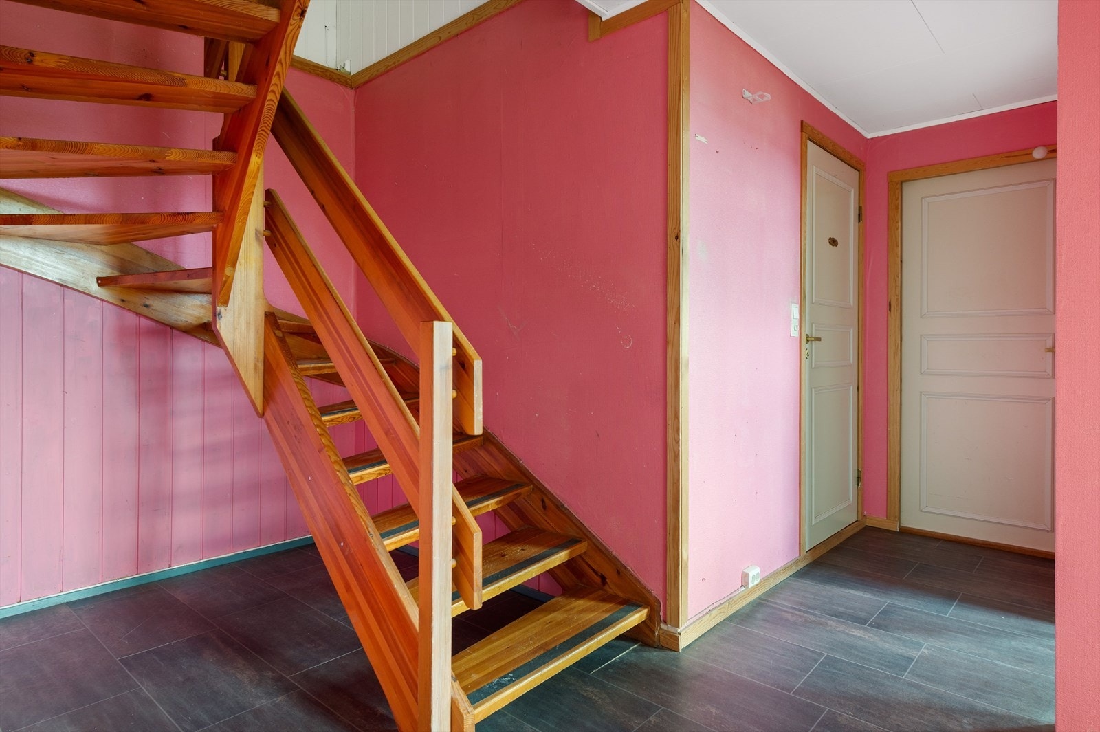 Trappehall. Galleribilde