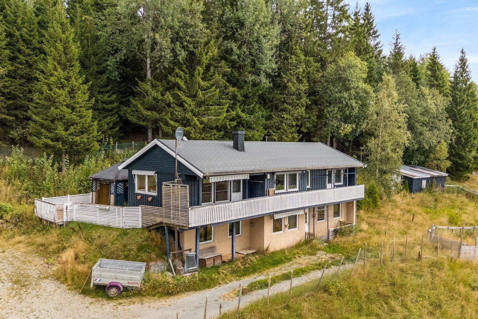 Fasadebilde. Galleribilde