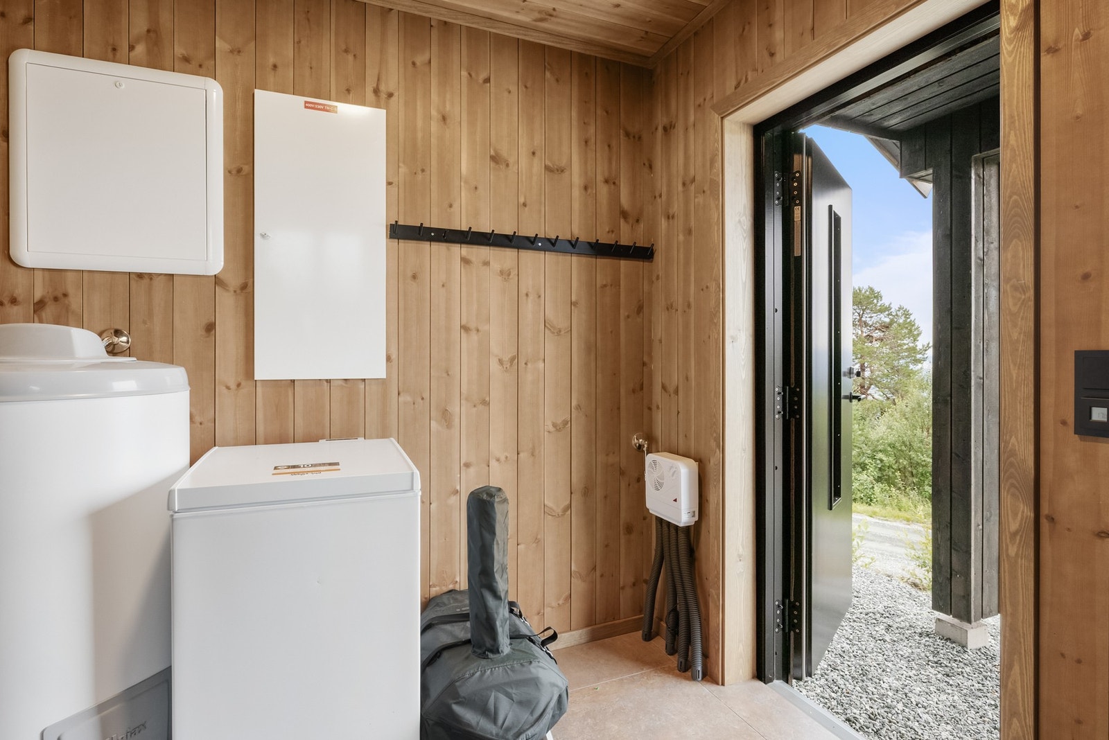 Praktisk bod med egen inngang Galleribilde