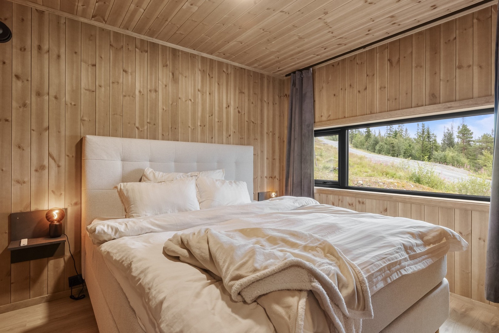 Familievennlige løsninger med 2 soverom nede og 2 soverom på loft Galleribilde