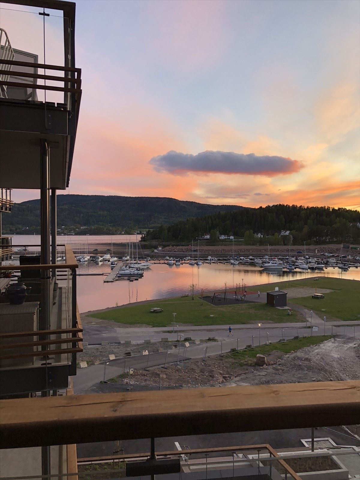 Utsiktbilde fra balkong tatt av eier. Galleribilde