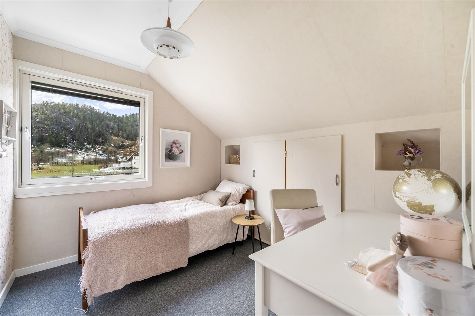 Soverom 2 av 4 Galleribilde