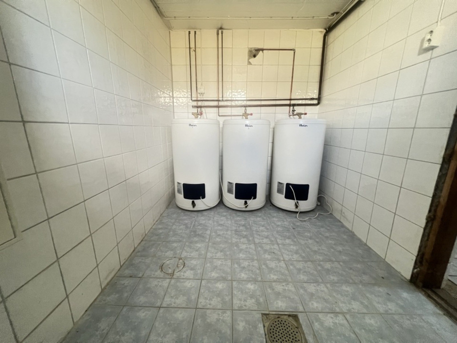 Boligen er utstyrt med 3 varmtvannstanker. Galleribilde
