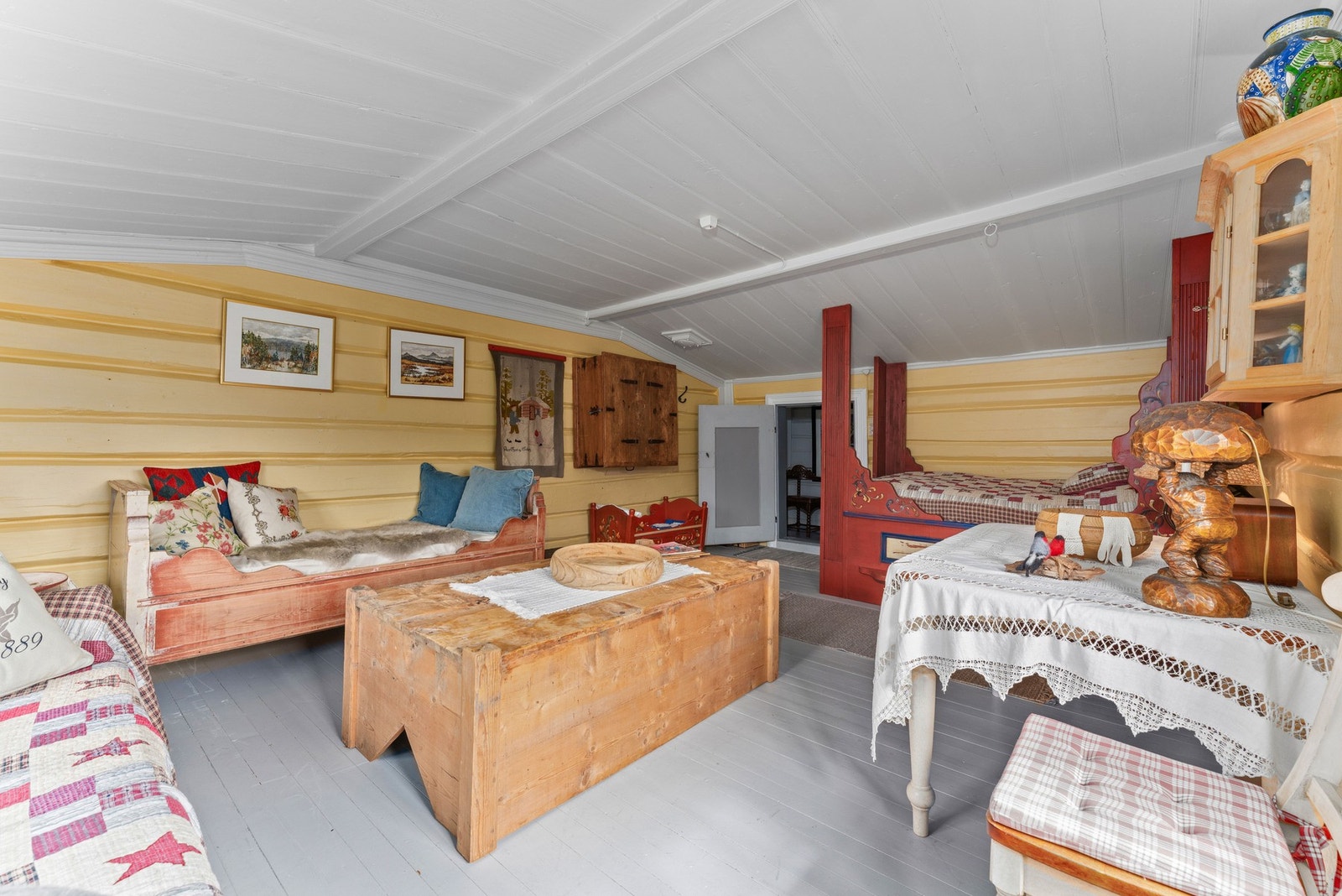 Rommet er av generøs størrelse og har gode møbleringsmuligheter. Galleribilde