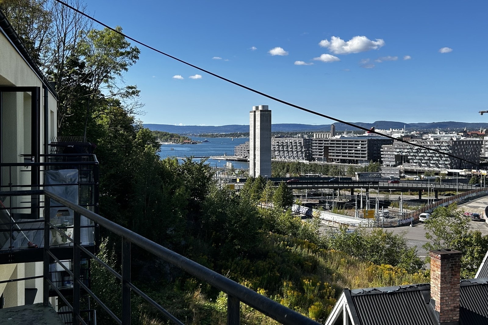 Utsikt mot Oslofjorden og Sørenga Galleribilde
