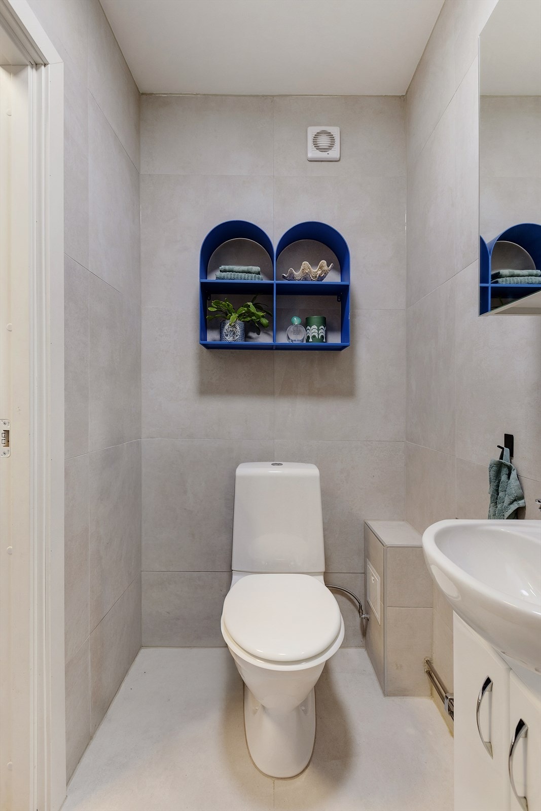 Adkomst til badet fra entrèen Galleribilde