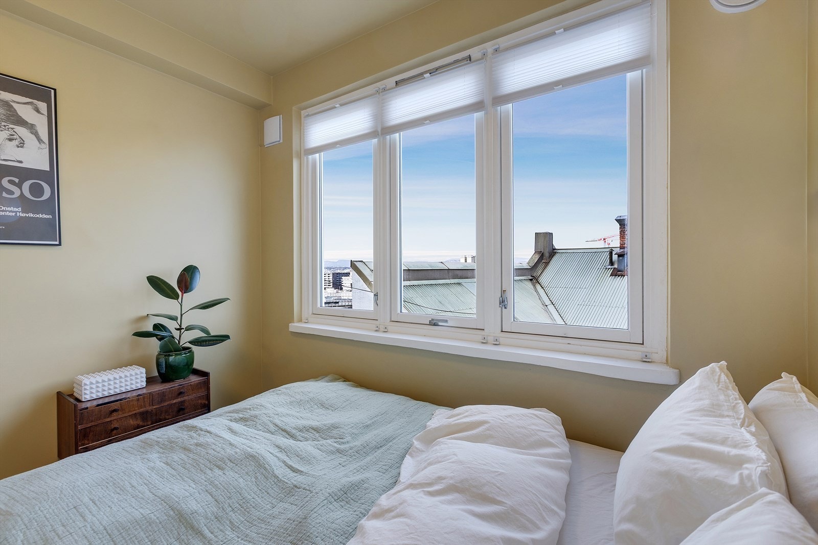 Soverommet holder en høy standard og er romslig Galleribilde