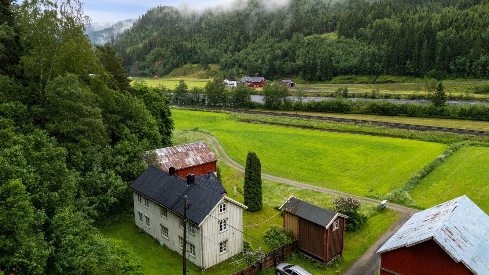 Gårdstun Galleribilde