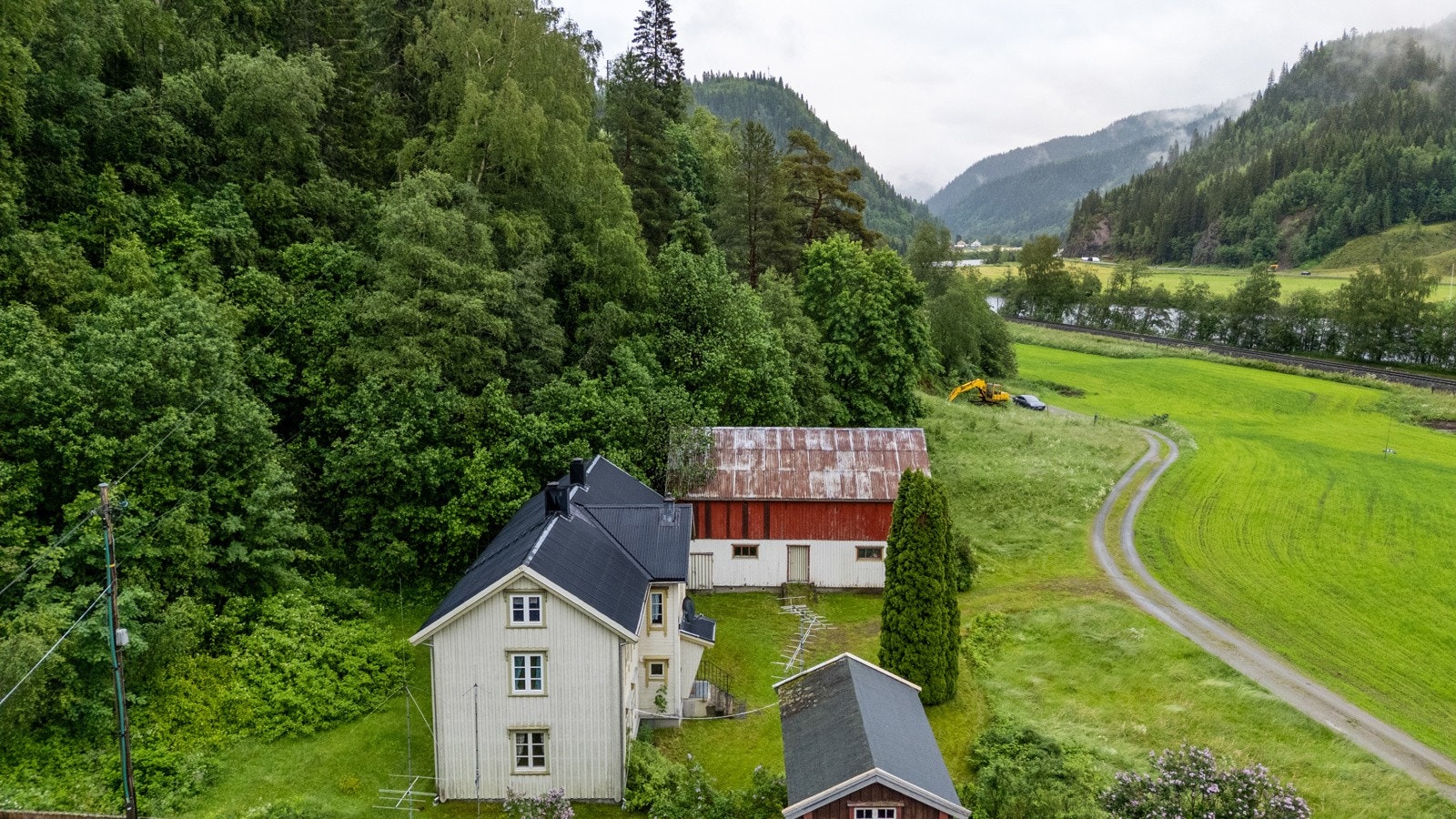 Gårdstun Galleribilde