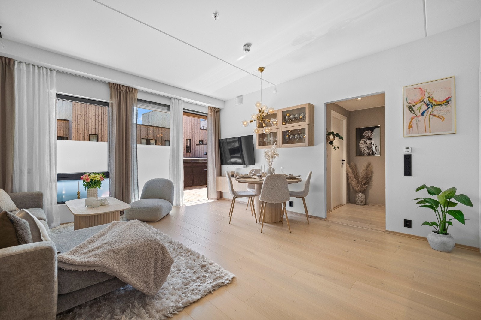 Leiligheten har vannbåren varme som er inkludert i felleskostnadene Galleribilde