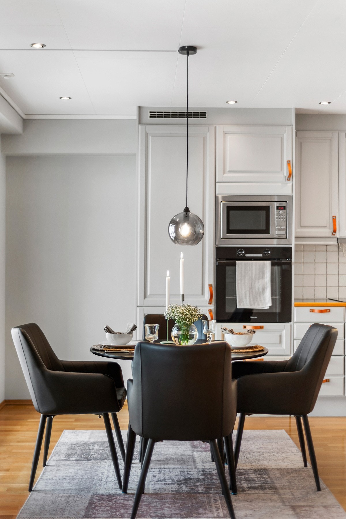 Spisestue. Galleribilde