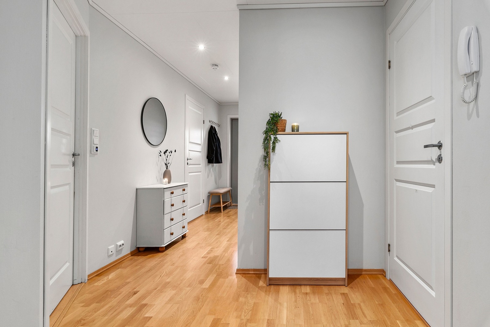 Leiligheten har en enkel planløsning. Galleribilde