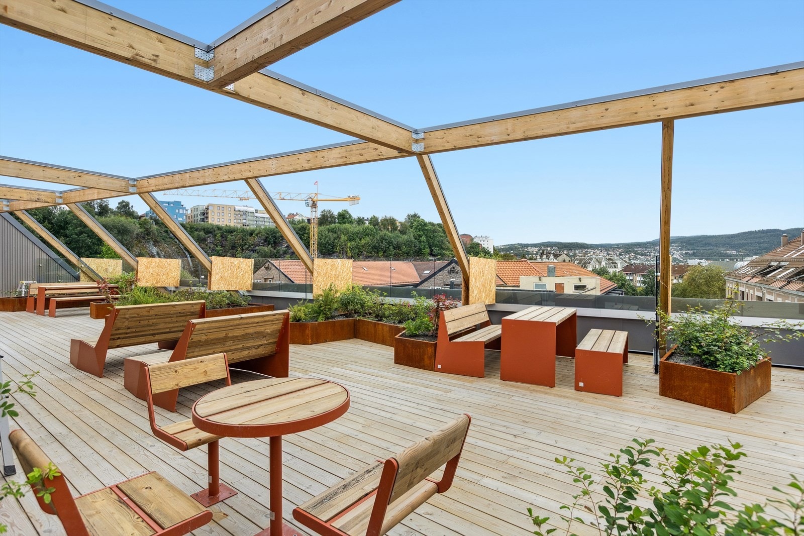 Leiligheten ligger i kort avstand til en rekke studiesteder, som gjør leiligheten perfekt for den som studerer. Galleribilde