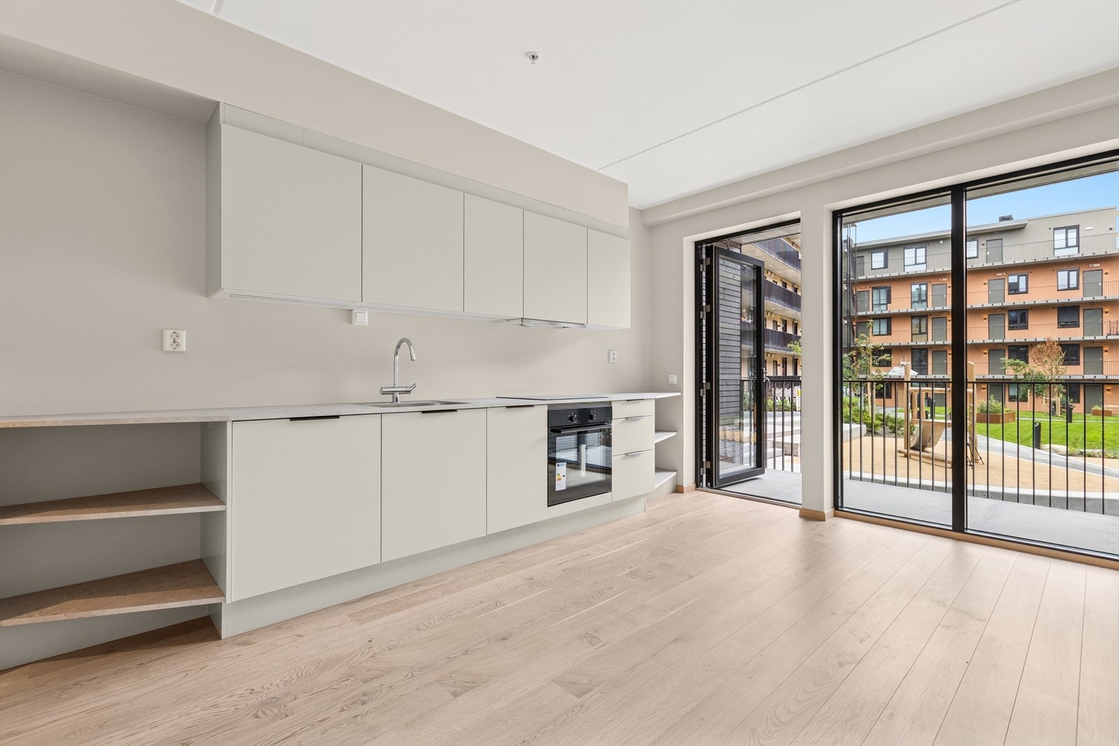 DNB Eiendom v/ Joakim Erlien Grefstad ønsker deg velkommen til Aslak Bolts Gate 4! Galleribilde