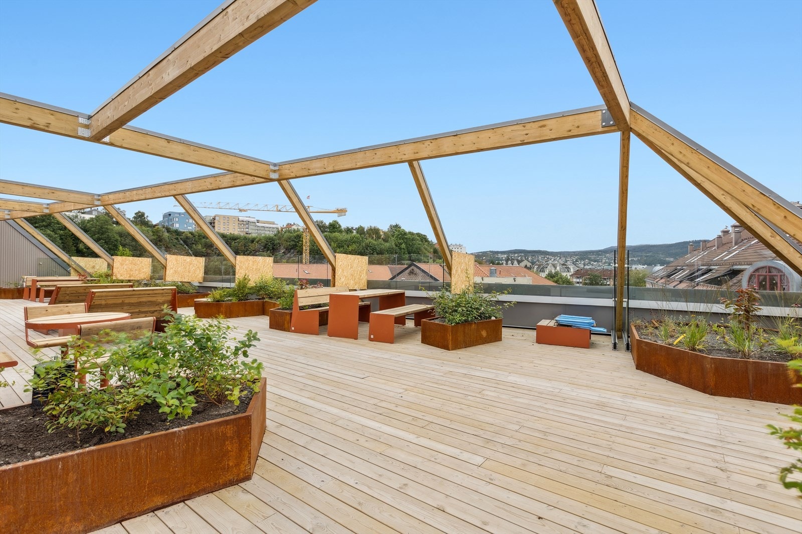 Borettslaget har felles takterasse for beboerne. Perfekt for sosiale lag om sommeren. Galleribilde