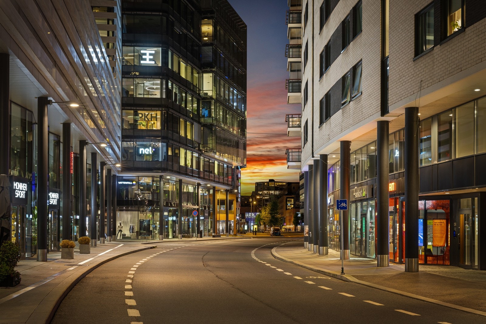 Karenslyst allé er en av byens mest populære og ekspanderende gater, med et spennende utvalg av butikker, serveringssteder og tjenester Galleribilde