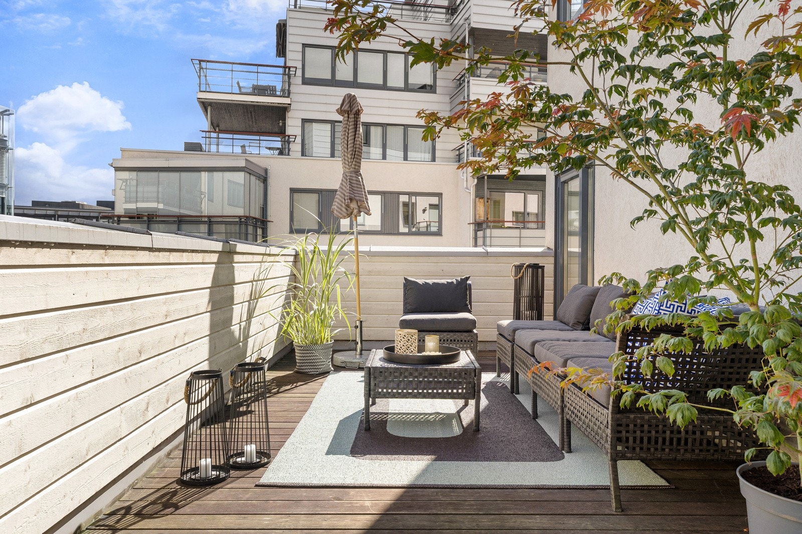 En av de største terrassene i området Galleribilde