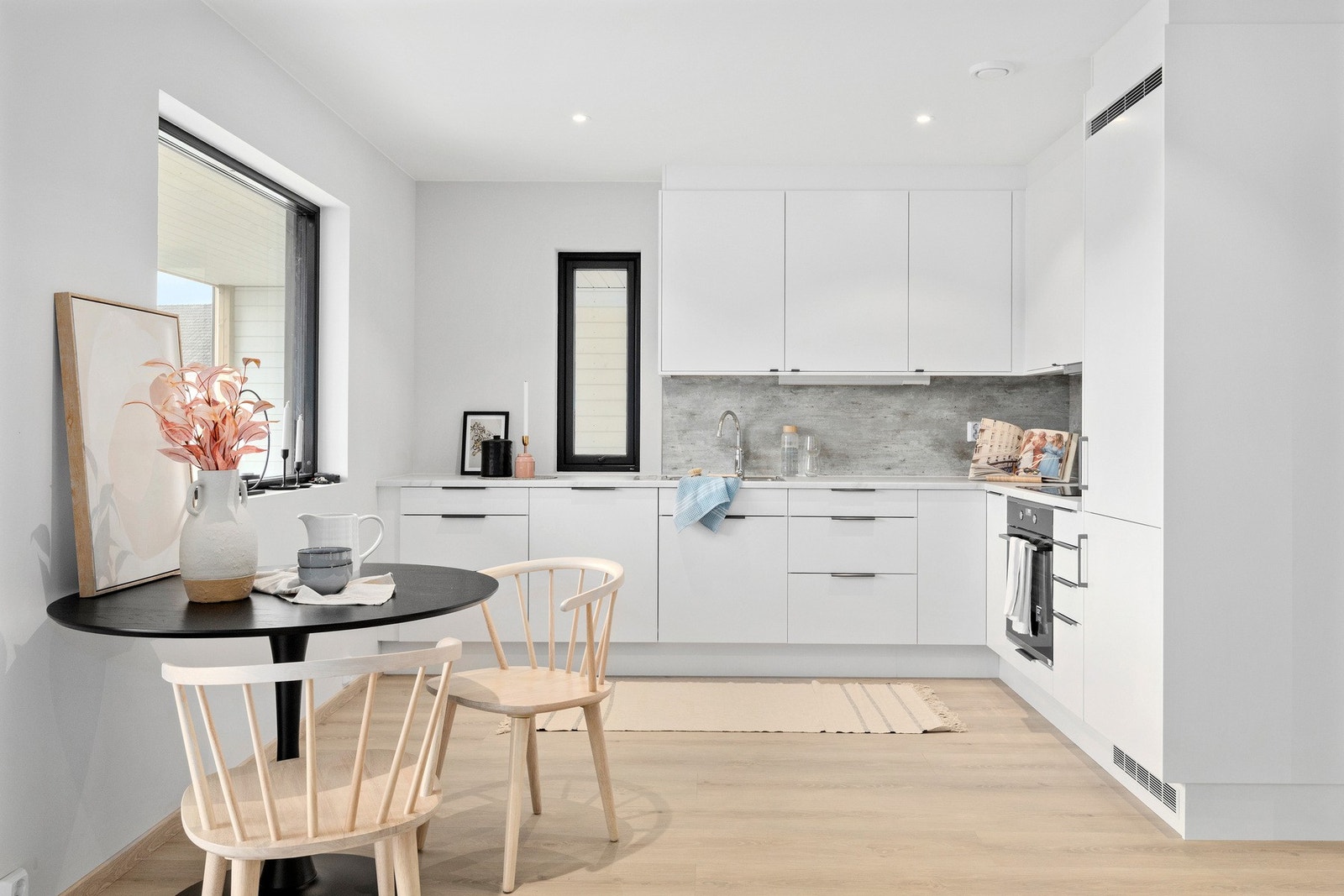 Kvalitetskjøkken fra Sigdal med integrerte hvitevarer. Galleribilde