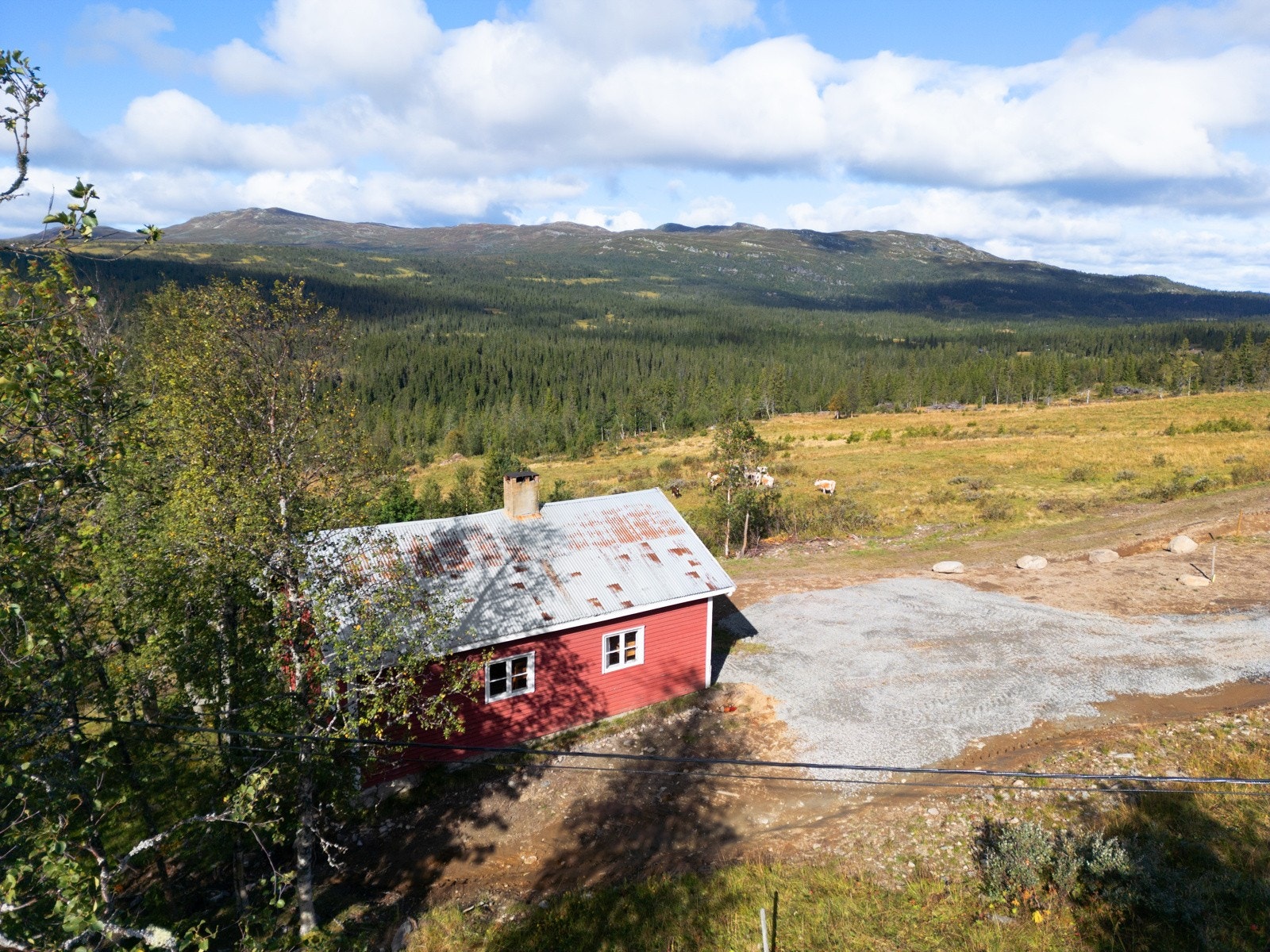 Eiendommen ligger midt i et eldorado for friluftsliv, sommer som vinter. Galleribilde