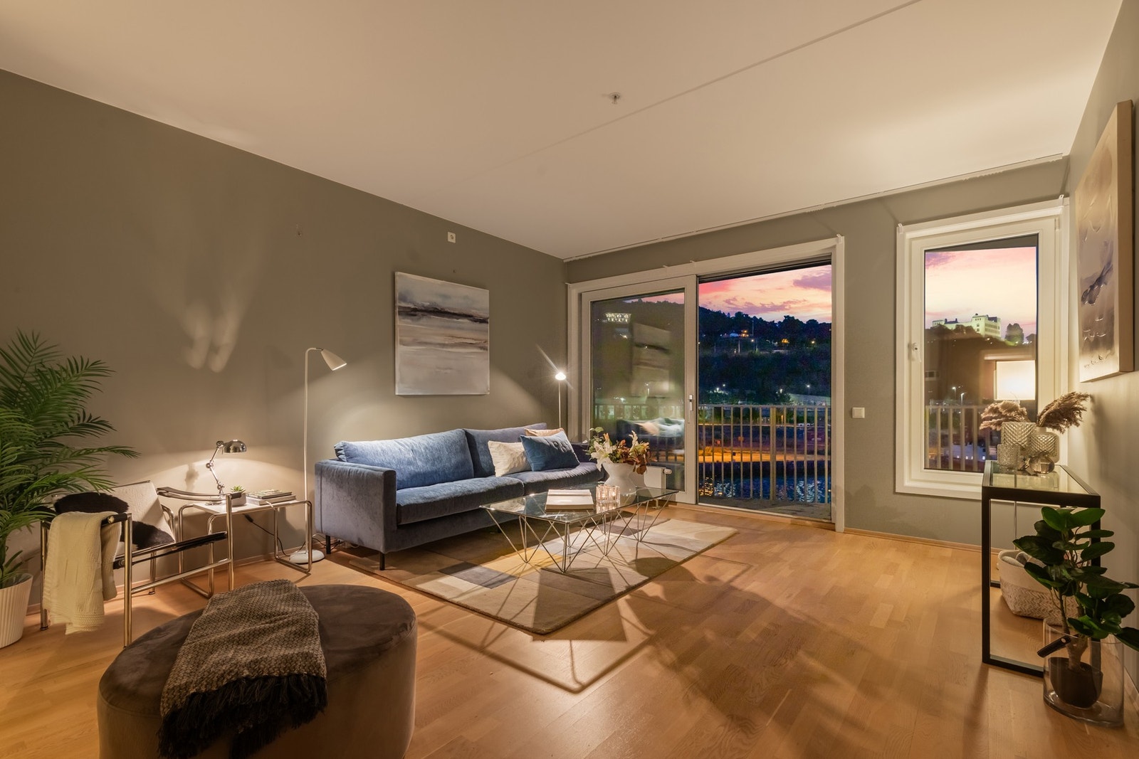 På Sørengkaia 86 finner du en moderne 3-roms eierseksjon med perfekt beliggenhet. Galleribilde
