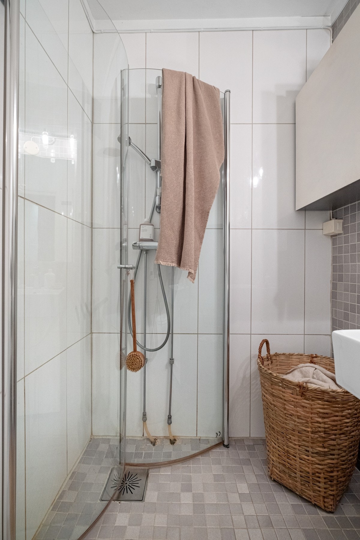 Gulvvarme gir god varme i rommet og et behagelig gulv å trå på. Galleribilde