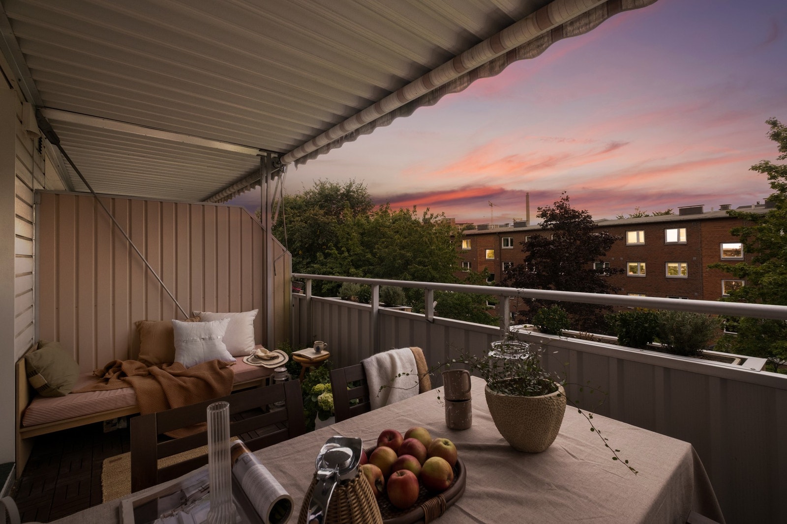 På balkongen kan du nyte lange, varme sommerkvelder. Galleribilde