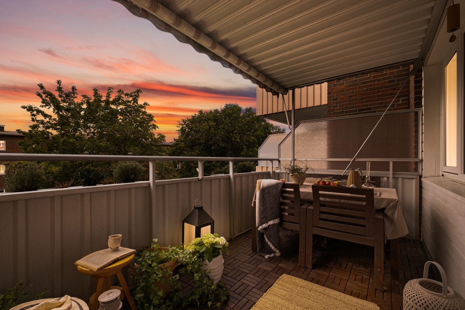 Leiligheten har en balkong som legger til rette for et godt "uteliv". Galleribilde