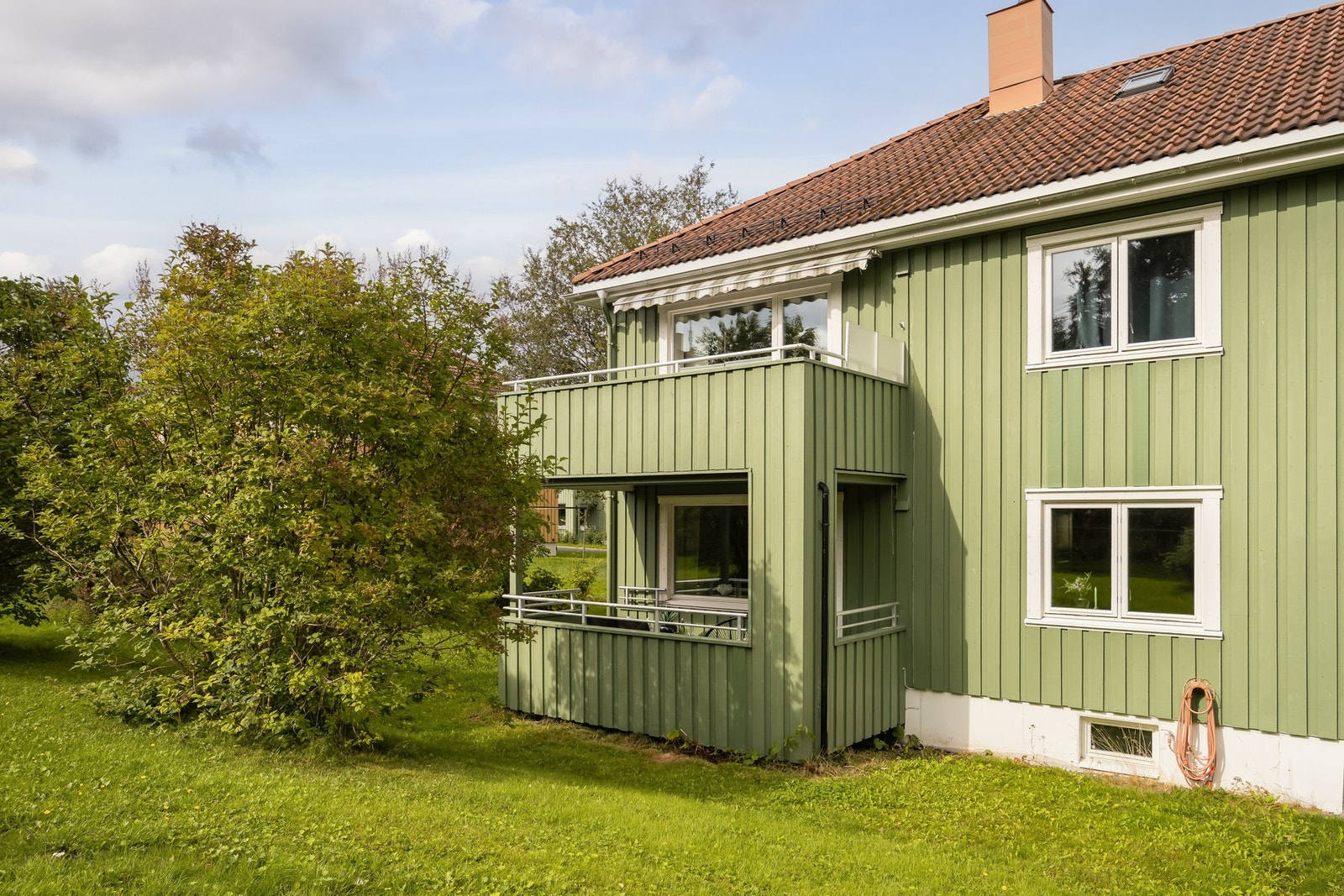 Boligen er gunstig plassert i en skjermet 1. etasje. Galleribilde