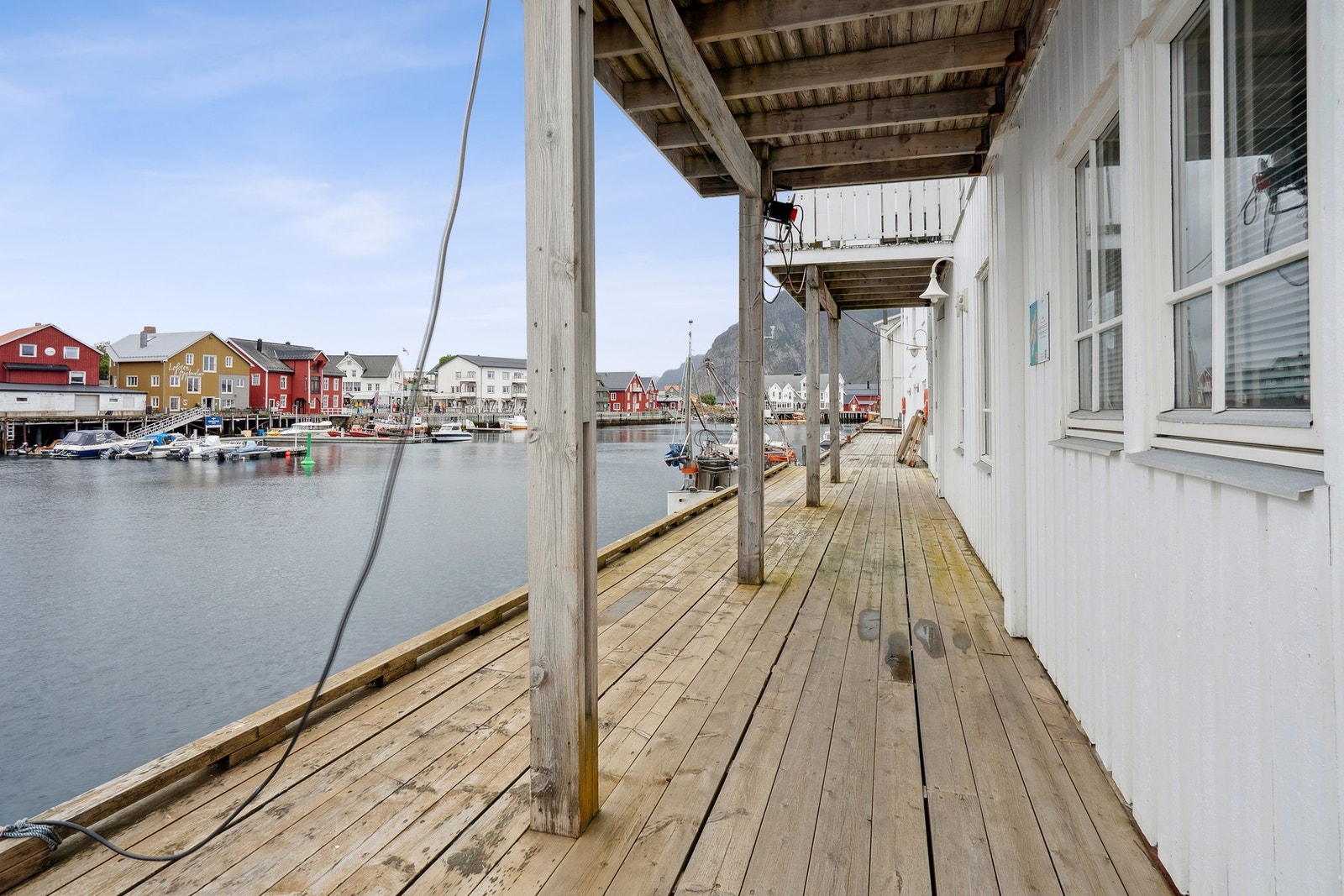 Bryggekanten i front Galleribilde