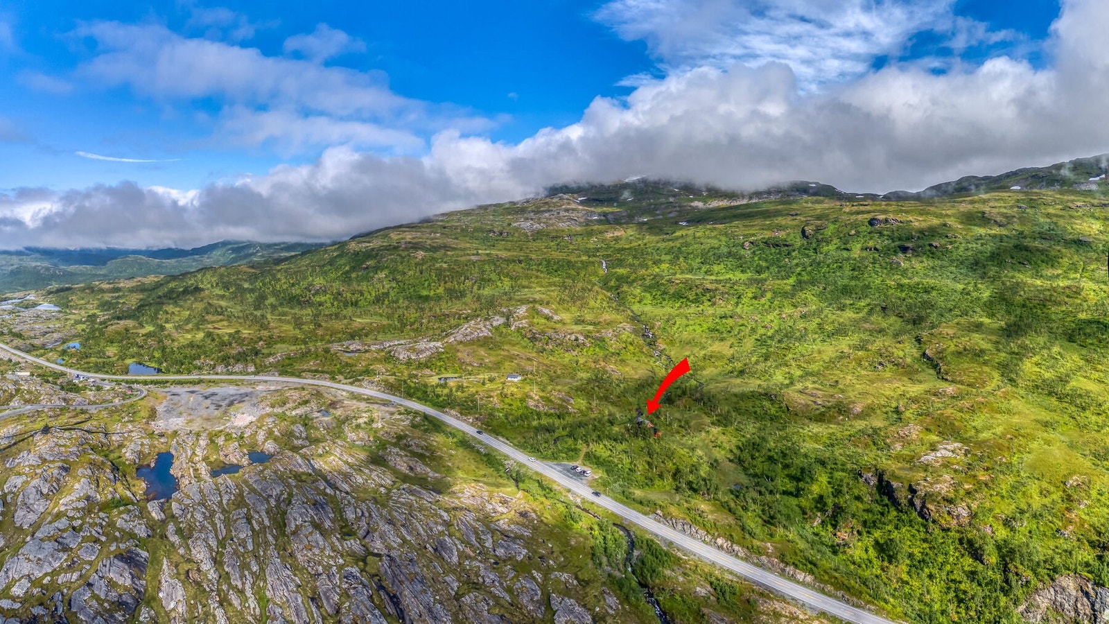 Kort avstand fra parkering til hytta Galleribilde