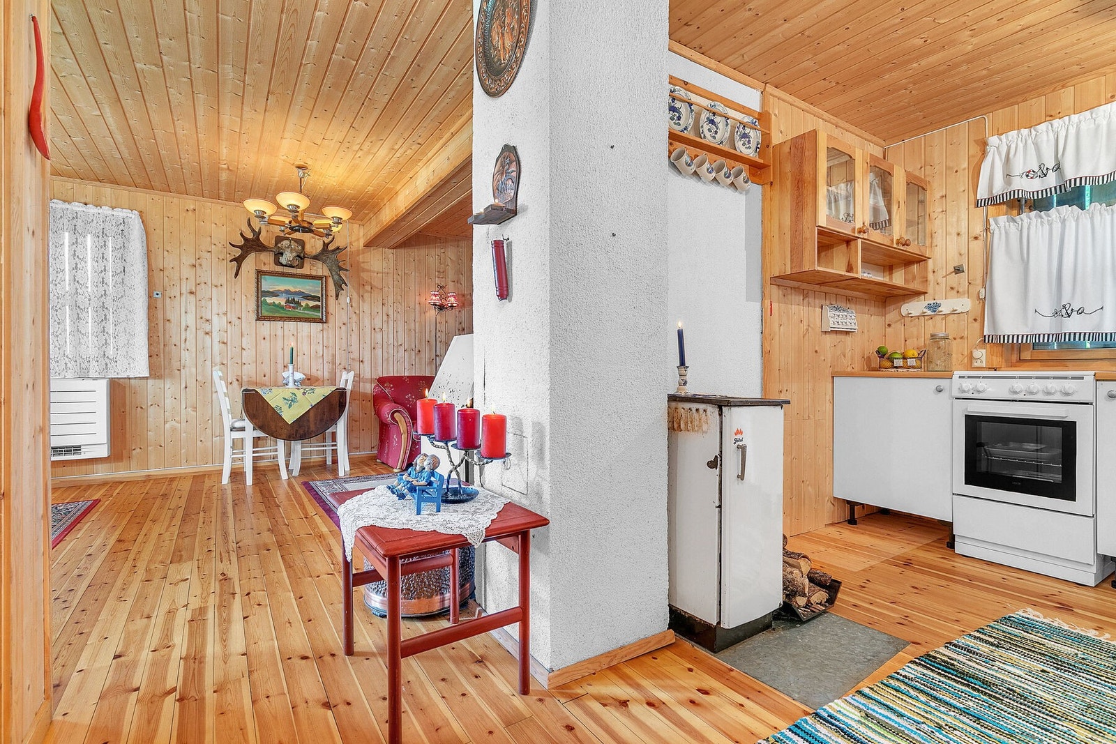 Stue/kjøkken Galleribilde