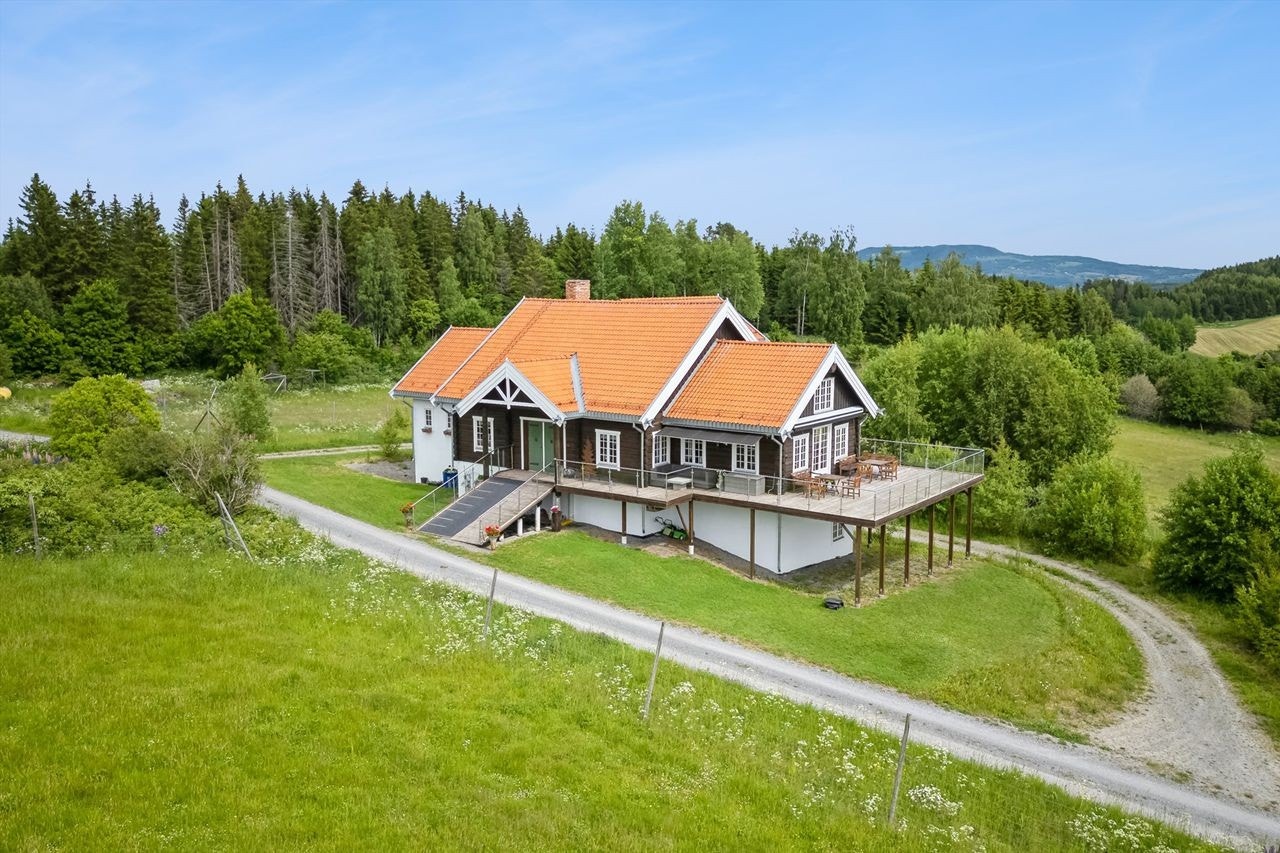 Driftsbygning fasade Galleribilde