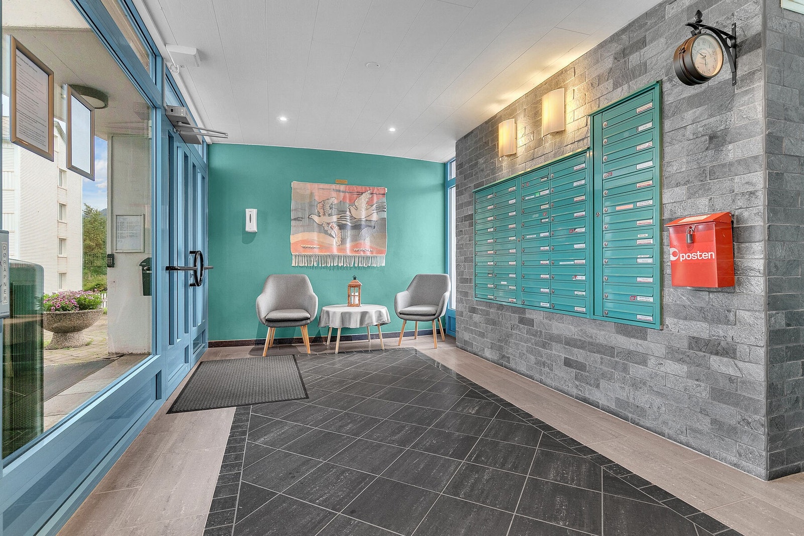 Blokkens inngangsparti Galleribilde