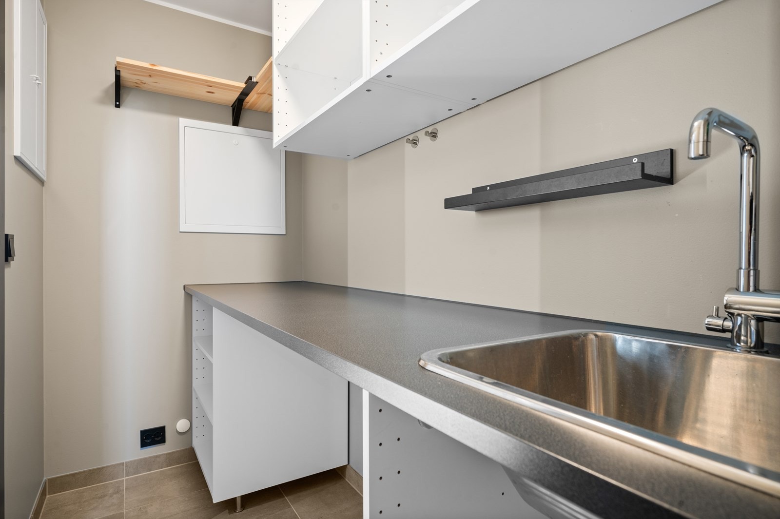 Vaskerom Galleribilde