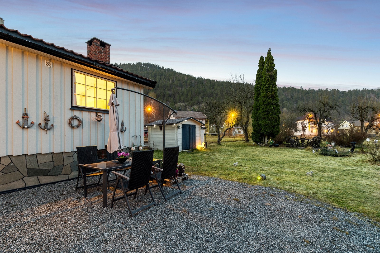 Sandgata 3 - Kveld - 02 Galleribilde