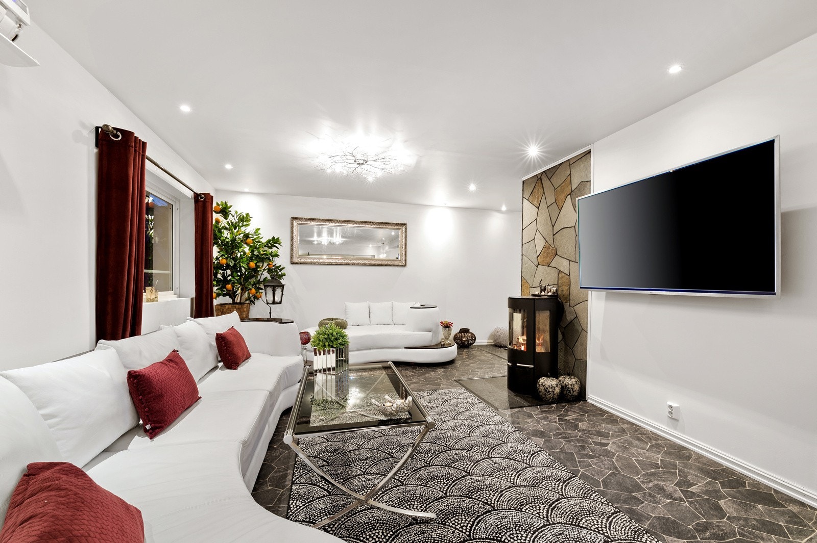 Sandgata 3 - Kveld - 12 Galleribilde