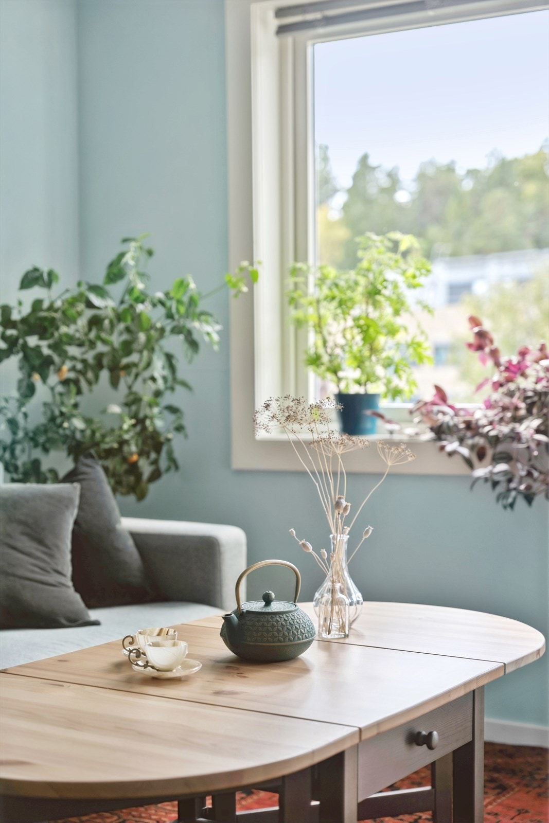 Dette er en leilighet som passer like godt for de med og ute barn. Galleribilde