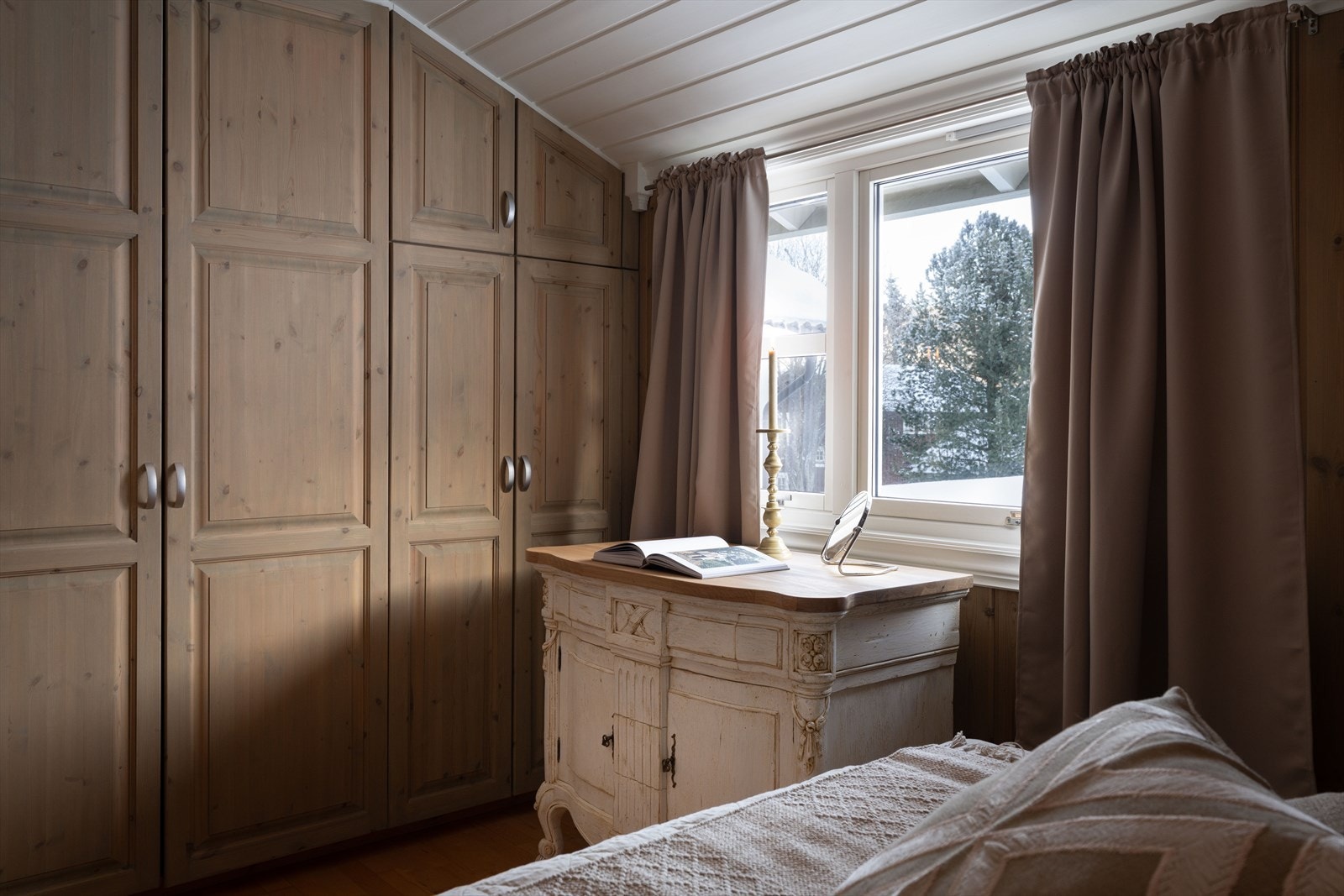 Også her er det godt med garderobeplass. Galleribilde