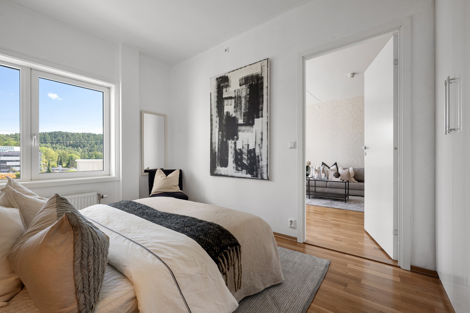 Soverom med garderobeplass Galleribilde