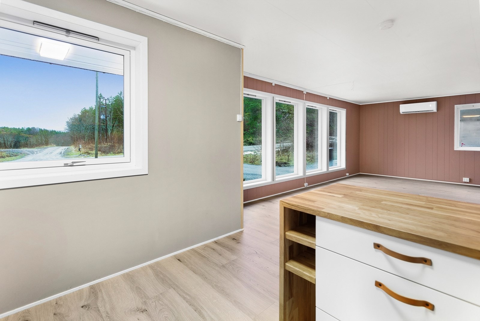 Åpen løsning kjøkken/stue Galleribilde