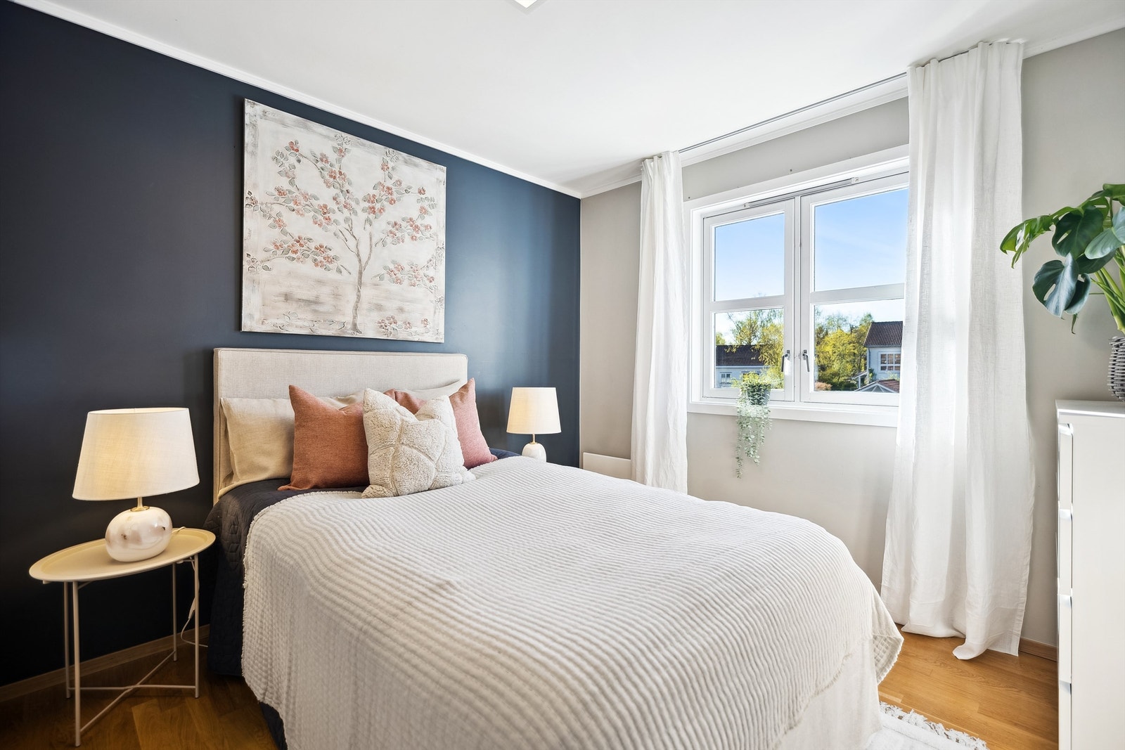 Soverom nr. 2, 2.etg. Galleribilde