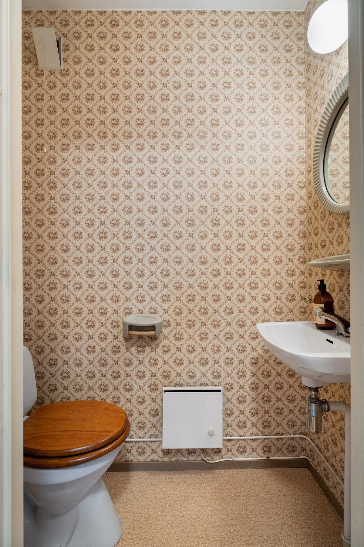 Toalett i 1. etasje. Galleribilde