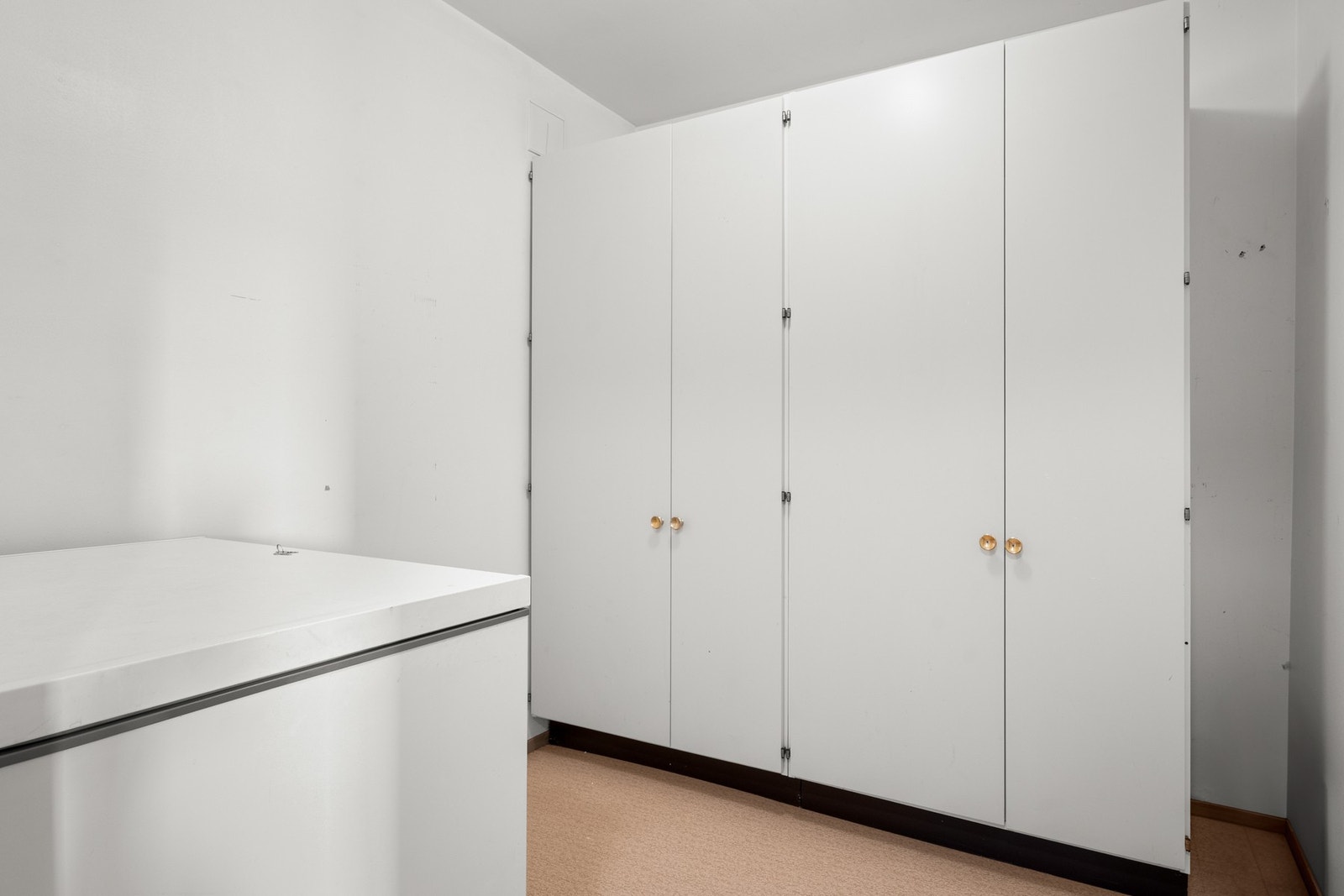 Praktisk bod - perfekt til oppbevaring. Galleribilde