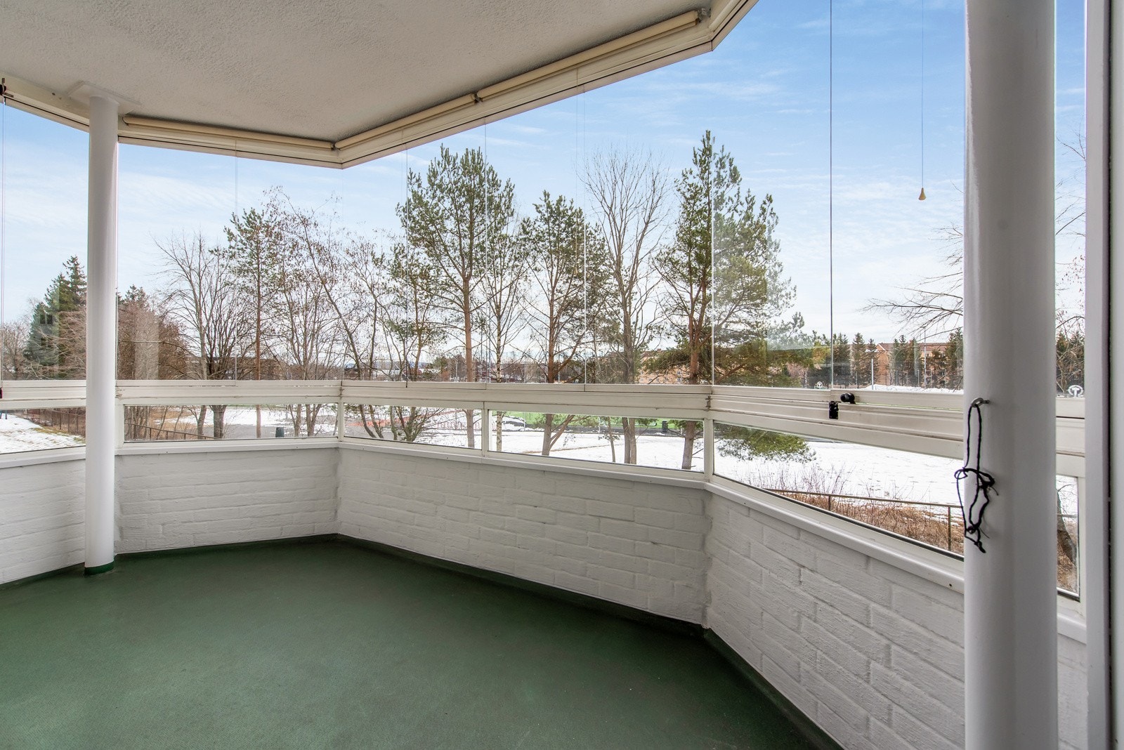 9 kvm, lag ditt eget drømmested. Møbler, planter - innglassing. Ditt valg! Galleribilde