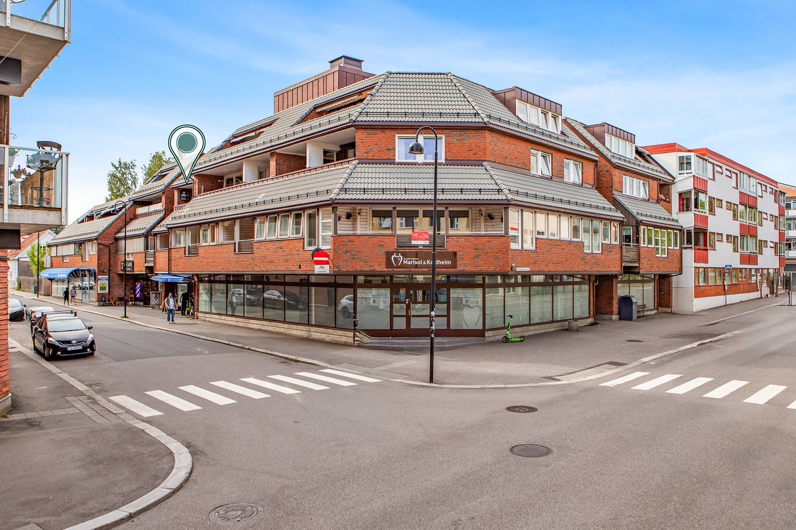 Populært beliggende selveierleilighet som er praktisk innredet med alt på en flate Galleribilde
