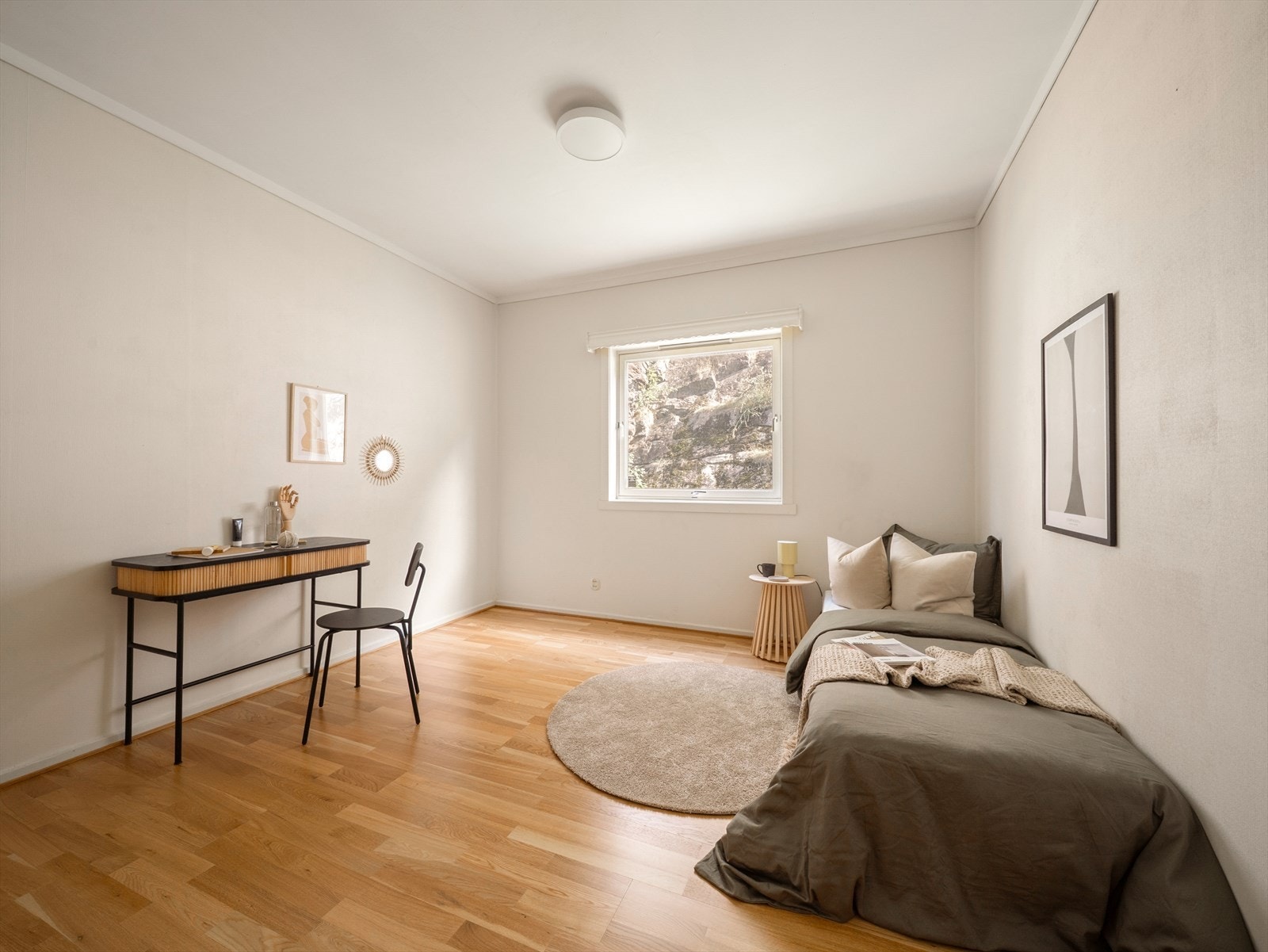 Soverommene måler hele 14,2 og 16 m² Galleribilde