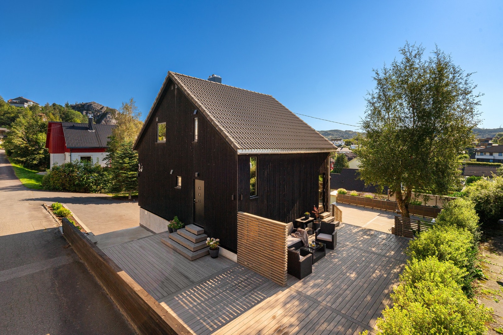 Samlet terrasseflater måler hele 126 kvm! Galleribilde